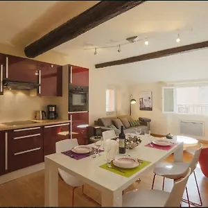  Apartment Renting - Colonna - Place In Old Town