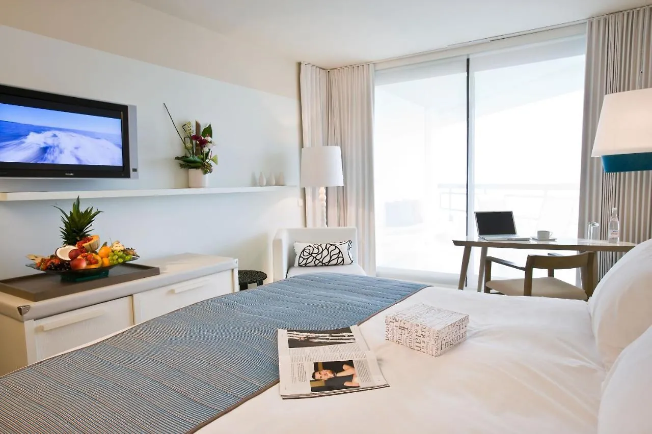 Pullman Cannes Mandelieu Royal Casino 4*,