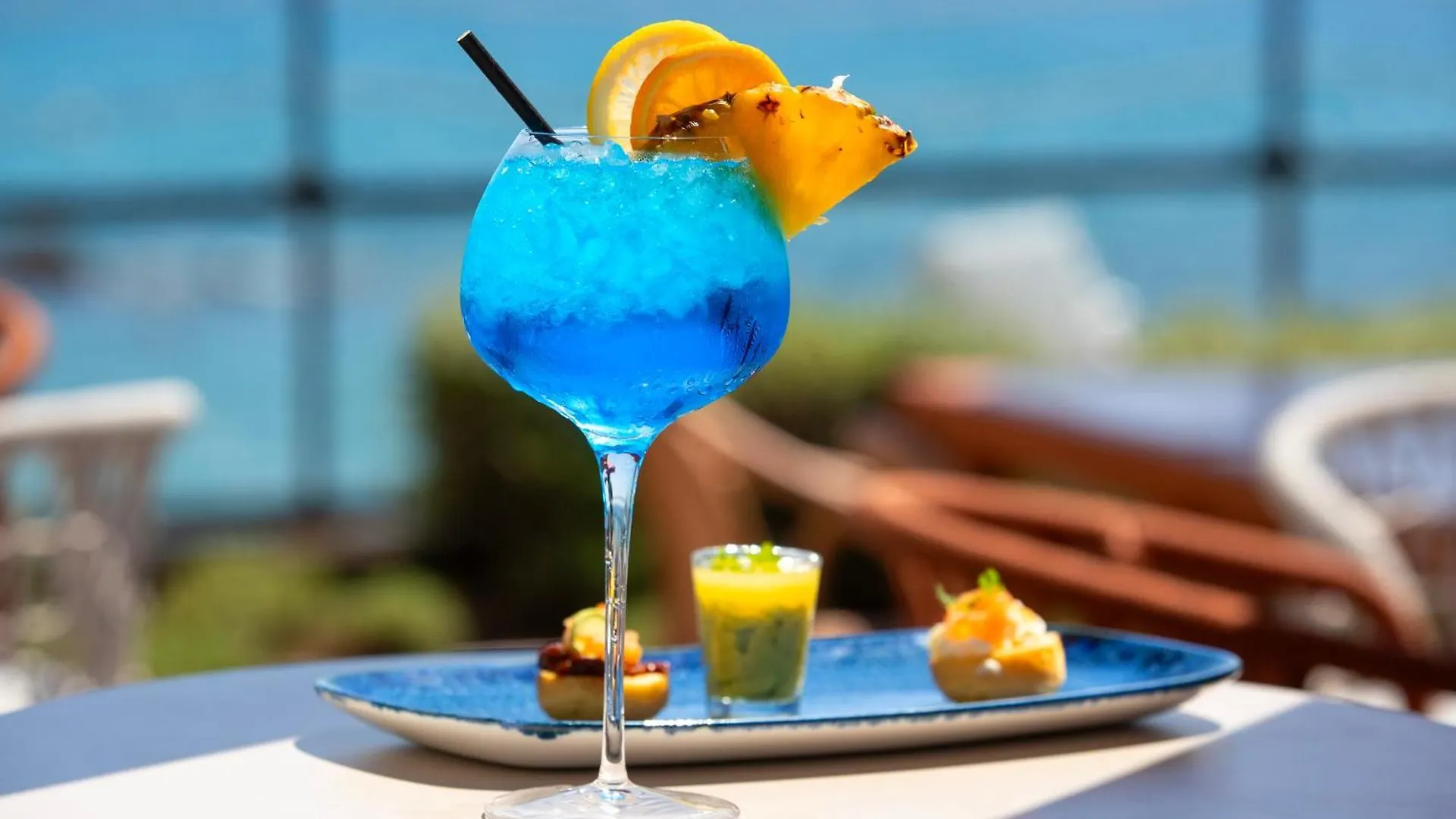Отель Pullman Cannes Mandelieu